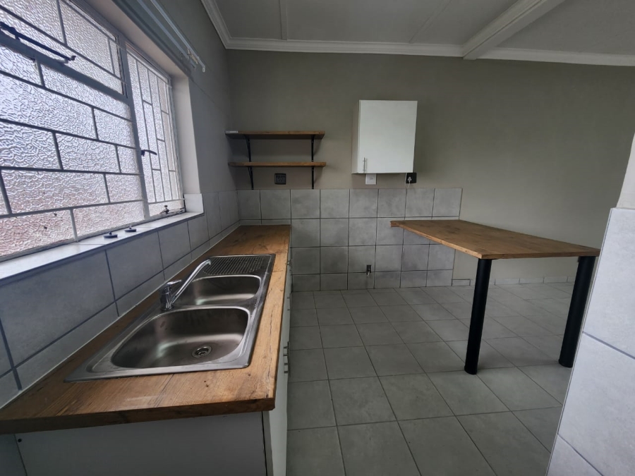 1 Bedroom Property for Sale in Bloemfontein Free State